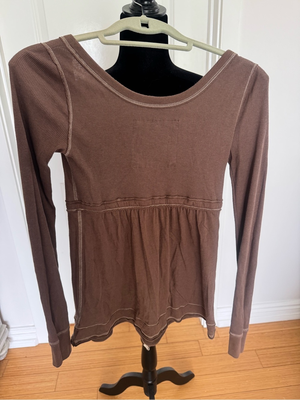 Abercrombie & Fitch Brown Ribbed Long-Sleeve Scoop Tunic - Picture 2 of 3